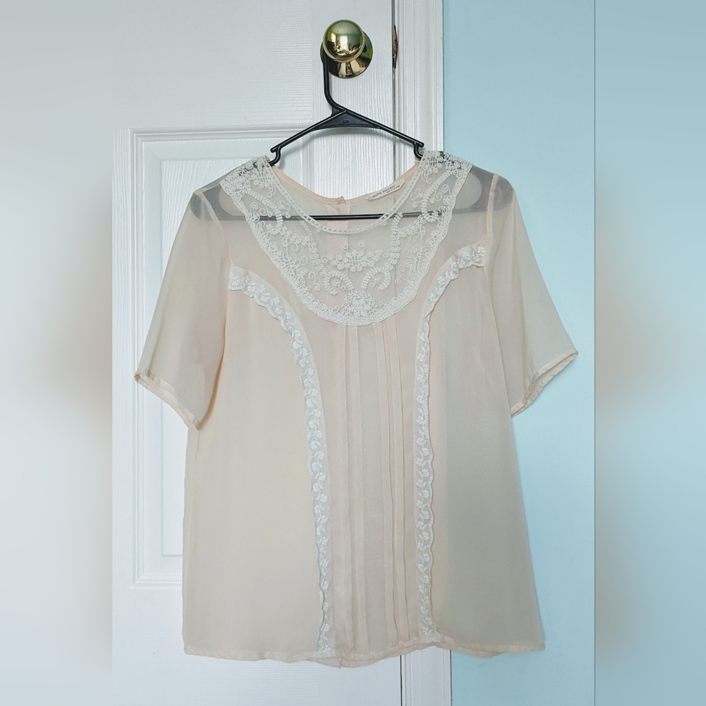 Rare Find: Women's sheer short sleeve blouse